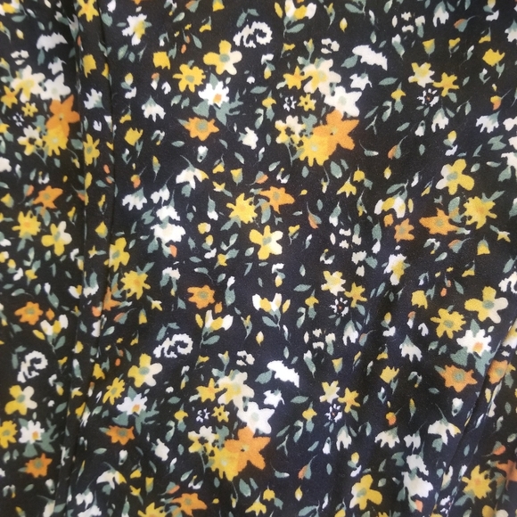 NWOT Vibe Sportswear Floral Flare Yoga Pants - Picture 6 of 6